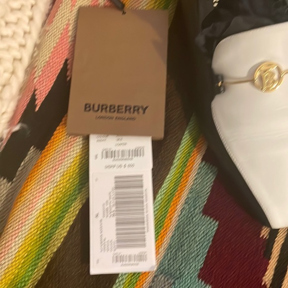 NIB , Auth Burberry Black & white Calf tuxedo GORGEOUS 🎉  Flats Loafer’s  ❤️ - Picture 11 of 14